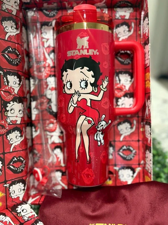 Customized Stanley Red and White Betty Boop Travel Mug with Red Handle - Picture 3 of 4